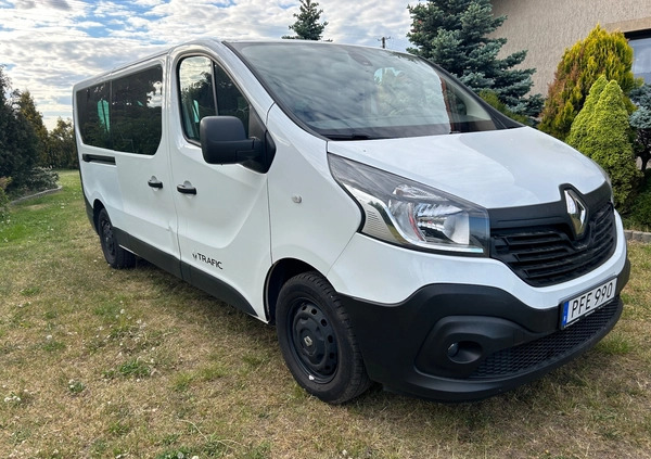 Renault Trafic cena 63600 przebieg: 136000, rok produkcji 2017 z Olsztyn małe 67